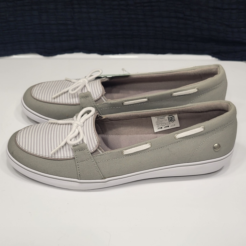 Women's Casual Kahki and White Shoes